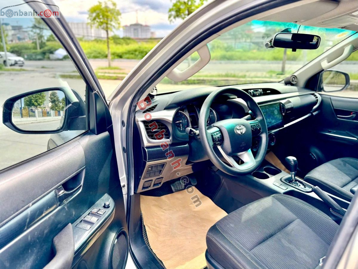 Toyota Hilux 2.4L 4x2 AT 2021 - 575 Triệu 7