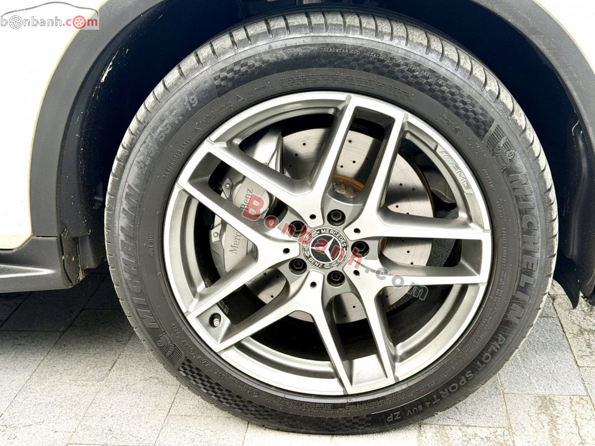 Mercedes Benz GLC 300 4Matic 2018 - 839 Triệu 3