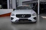 Bán xe Volvo S60 T5 R-Design AWD 2020 giá 1 Tỷ 178 Triệu - TP HCM