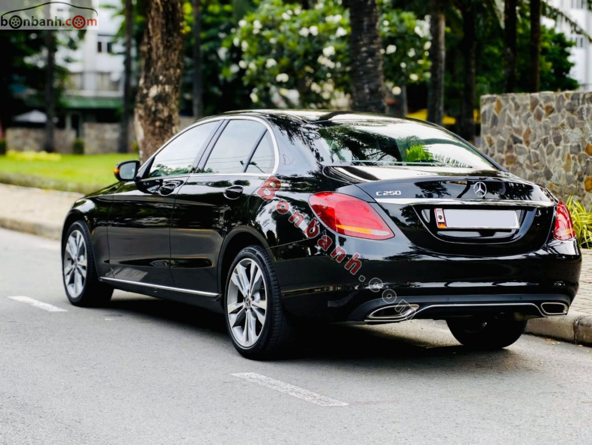 Mercedes Benz C class C250 Exclusive 2018 - 759 Triệu 4