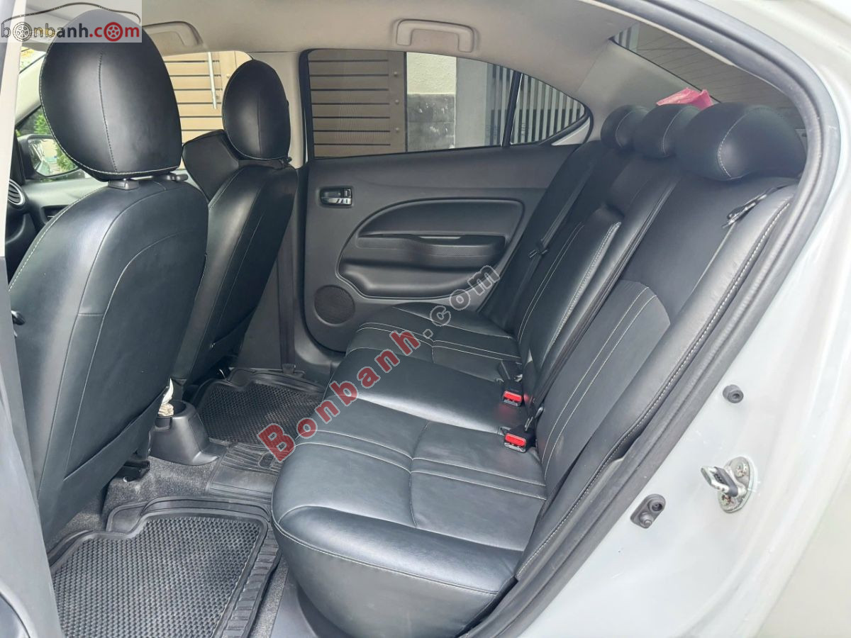 Mitsubishi Attrage Premium 1.2 CVT 2023 - 355 Triệu 9