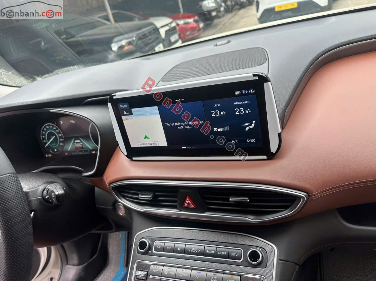 Hyundai SantaFe Cao cấp 2.5L HTRAC 2021 - 925 Triệu 9