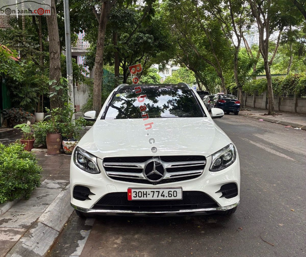 Mercedes Benz GLC 300 4Matic 2018 - 890 Triệu