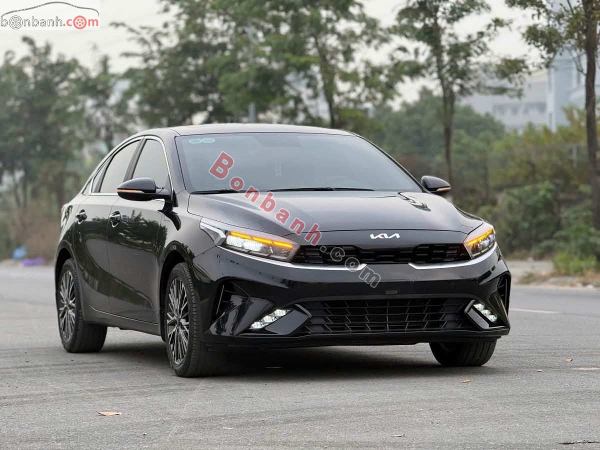 Kia K3 Premium 2.0 AT 2022 - 520 Triệu 2