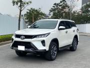 Bán xe Toyota Fortuner 2020 2.4G 4x2 AT Legender giá 985 Triệu - Hà Nội