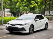 Bán xe Toyota Camry 2021 2.0Q giá 1 Tỷ 15 Triệu - Hà Nội