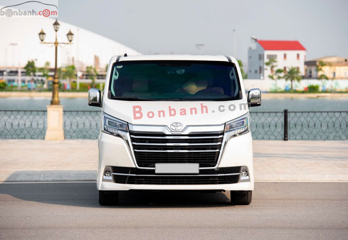 Toyota Granvia 2.8 AT 2020 - 2 Tỷ 968 Triệu