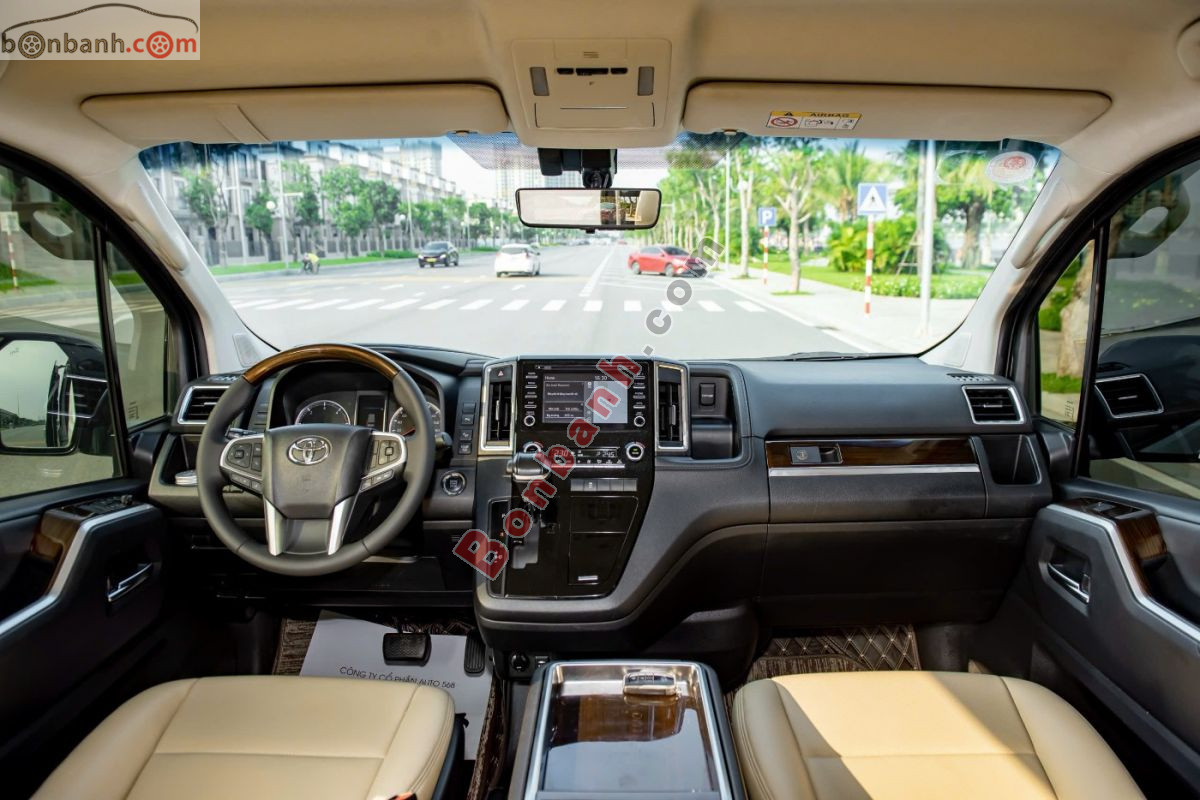 Toyota Granvia 2.8 AT 2020 - 2 Tỷ 968 Triệu 8