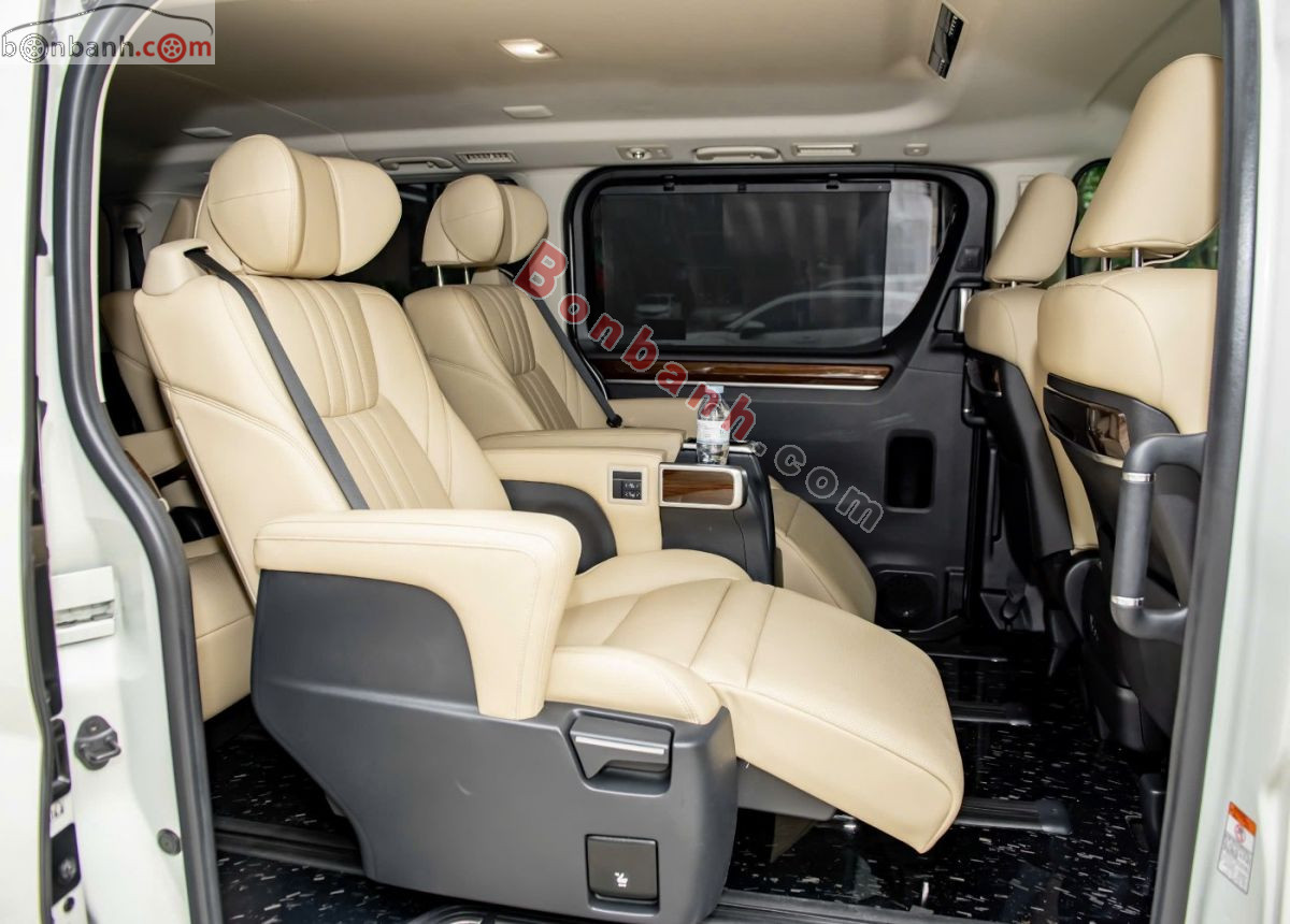 Toyota Granvia 2.8 AT 2020 - 2 Tỷ 968 Triệu 7
