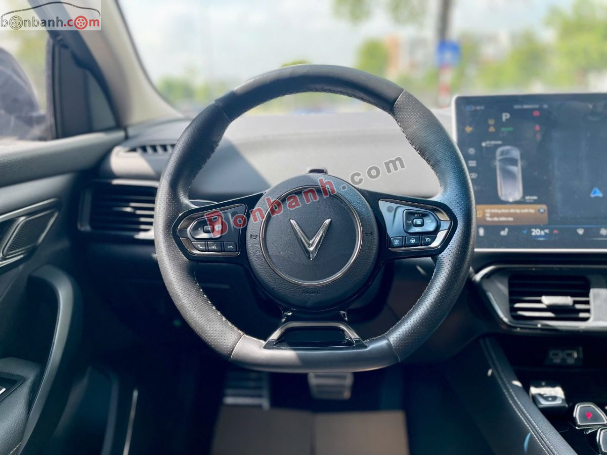 VinFast VF8 Eco AWD 2023 - 640 Triệu 10