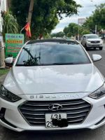 Bán xe Hyundai Elantra 2017 1.6 MT giá 335 Triệu - Đà Nẵng