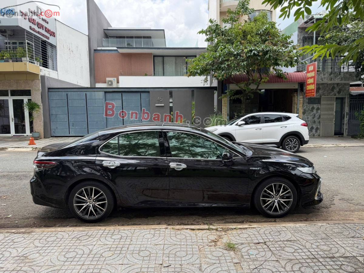 Toyota Camry 2.5HV 2022 - 1 Tỷ 179 Triệu 2