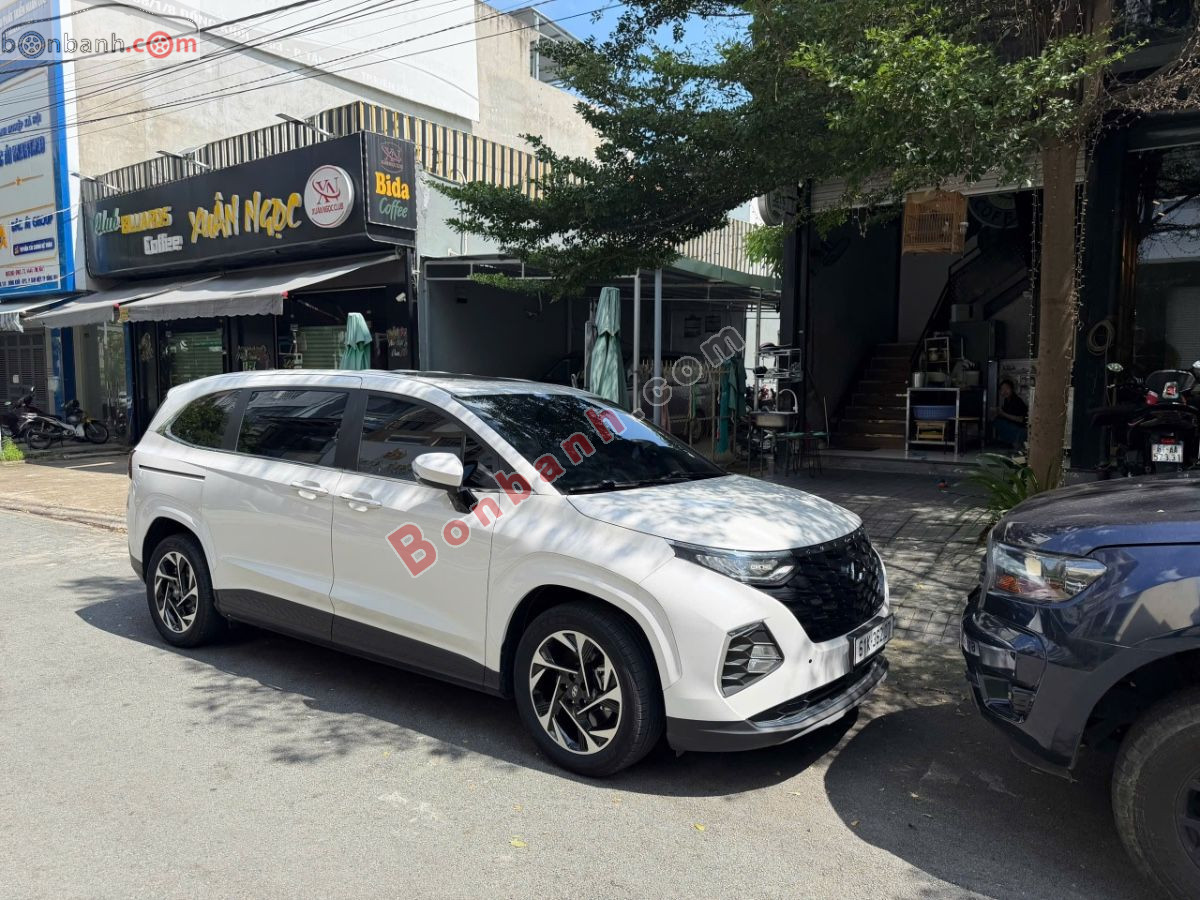 Hyundai Custin Cao Cấp 2.0T 2023 - 799 Triệu