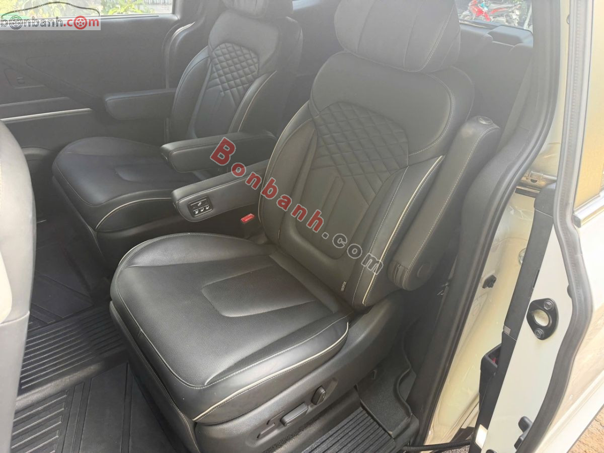 Hyundai Custin Cao Cấp 2.0T 2023 - 799 Triệu 10