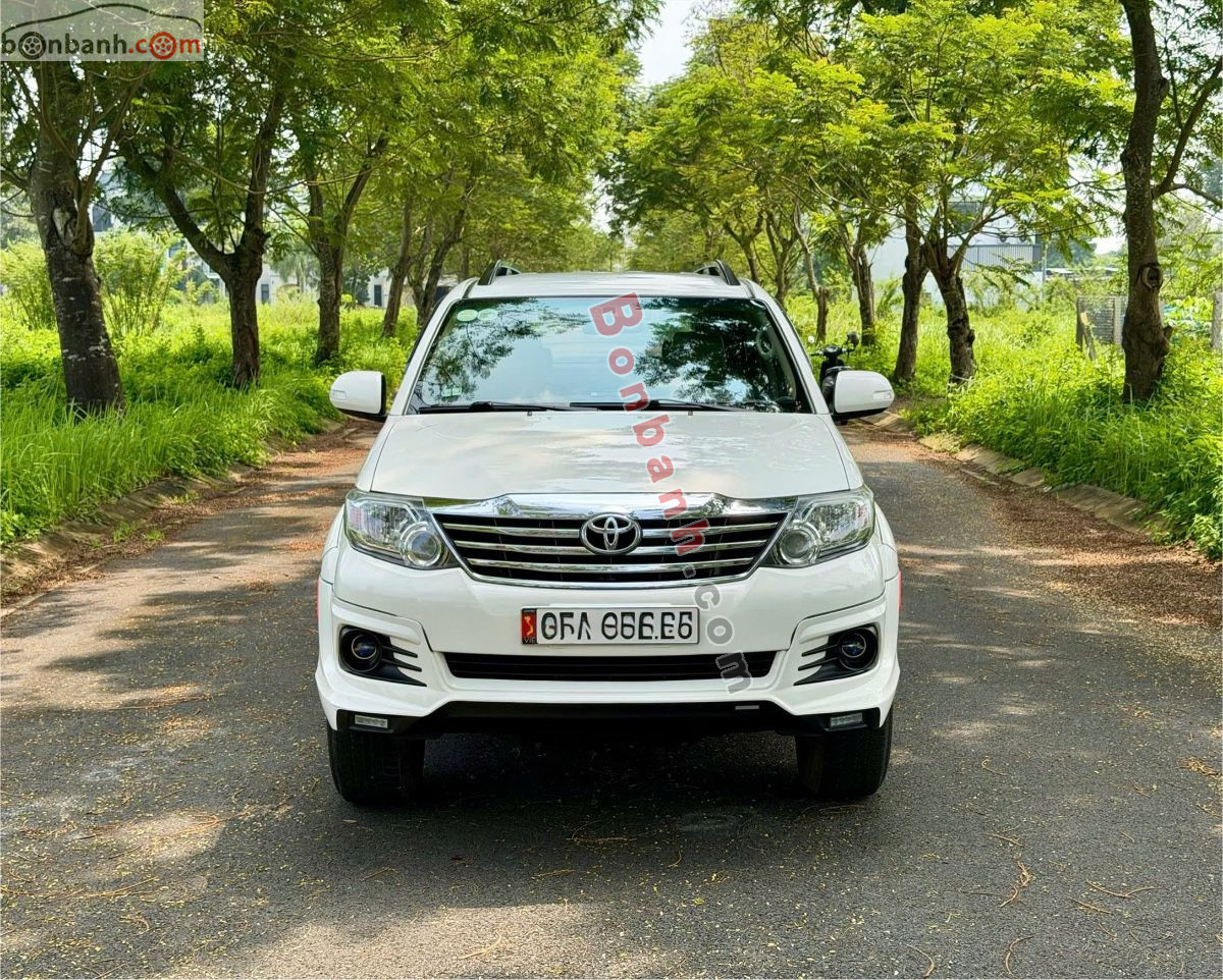Toyota Fortuner TRD Sportivo 4x2 AT 2016 - 479 Triệu
