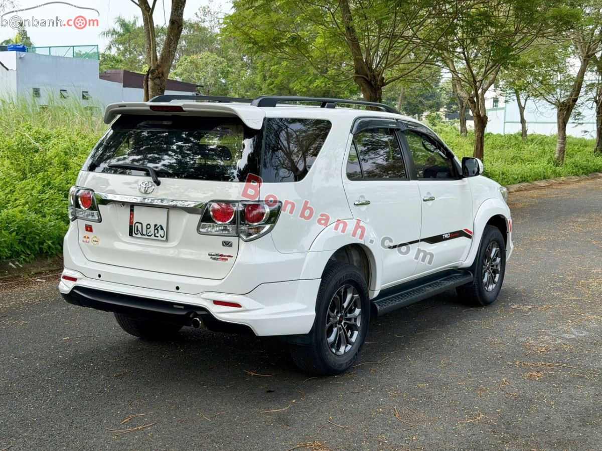Toyota Fortuner TRD Sportivo 4x2 AT 2016 - 479 Triệu 5