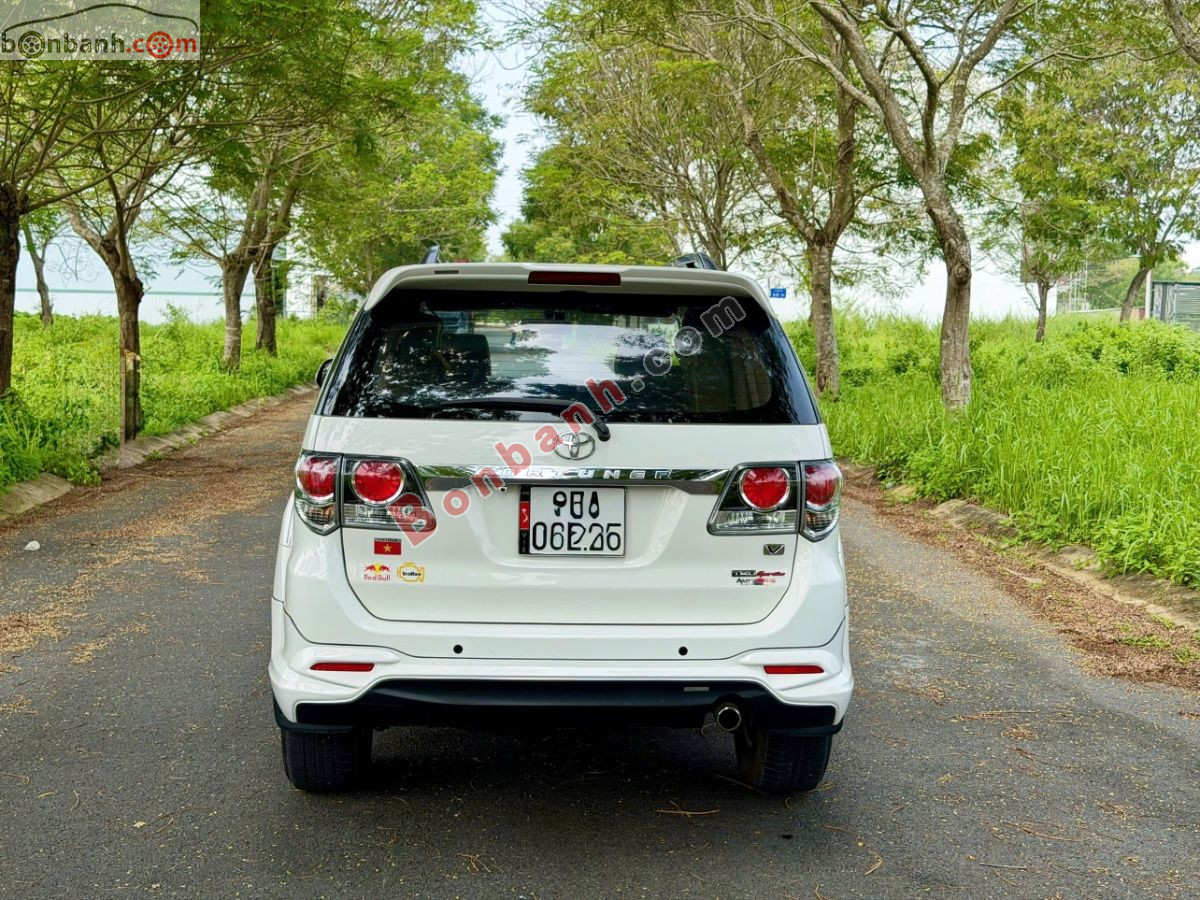 Toyota Fortuner TRD Sportivo 4x2 AT 2016 - 479 Triệu 6