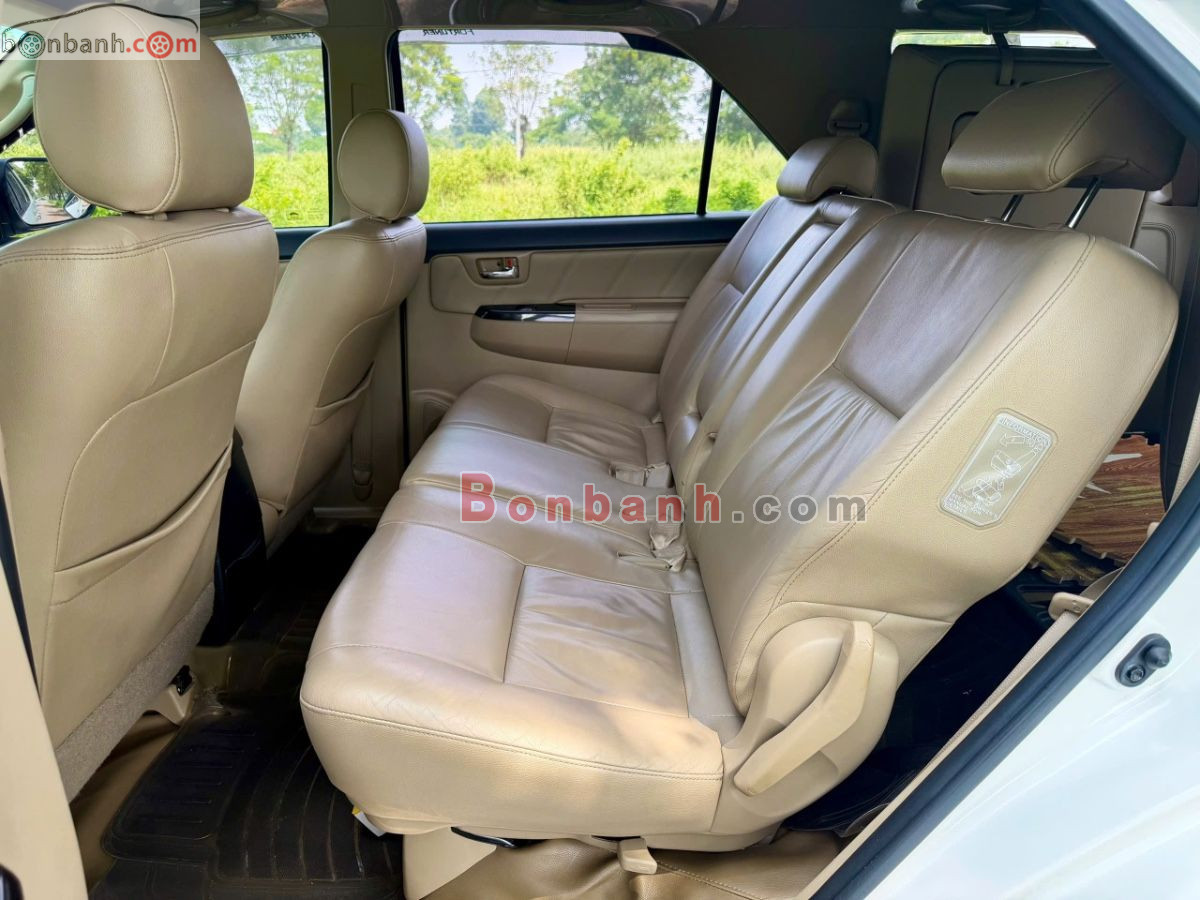Toyota Fortuner TRD Sportivo 4x2 AT 2016 - 479 Triệu 10