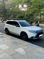 Bán xe Mitsubishi Outlander 2.0 CVT Premium 2018 giá 560 Triệu - TP HCM