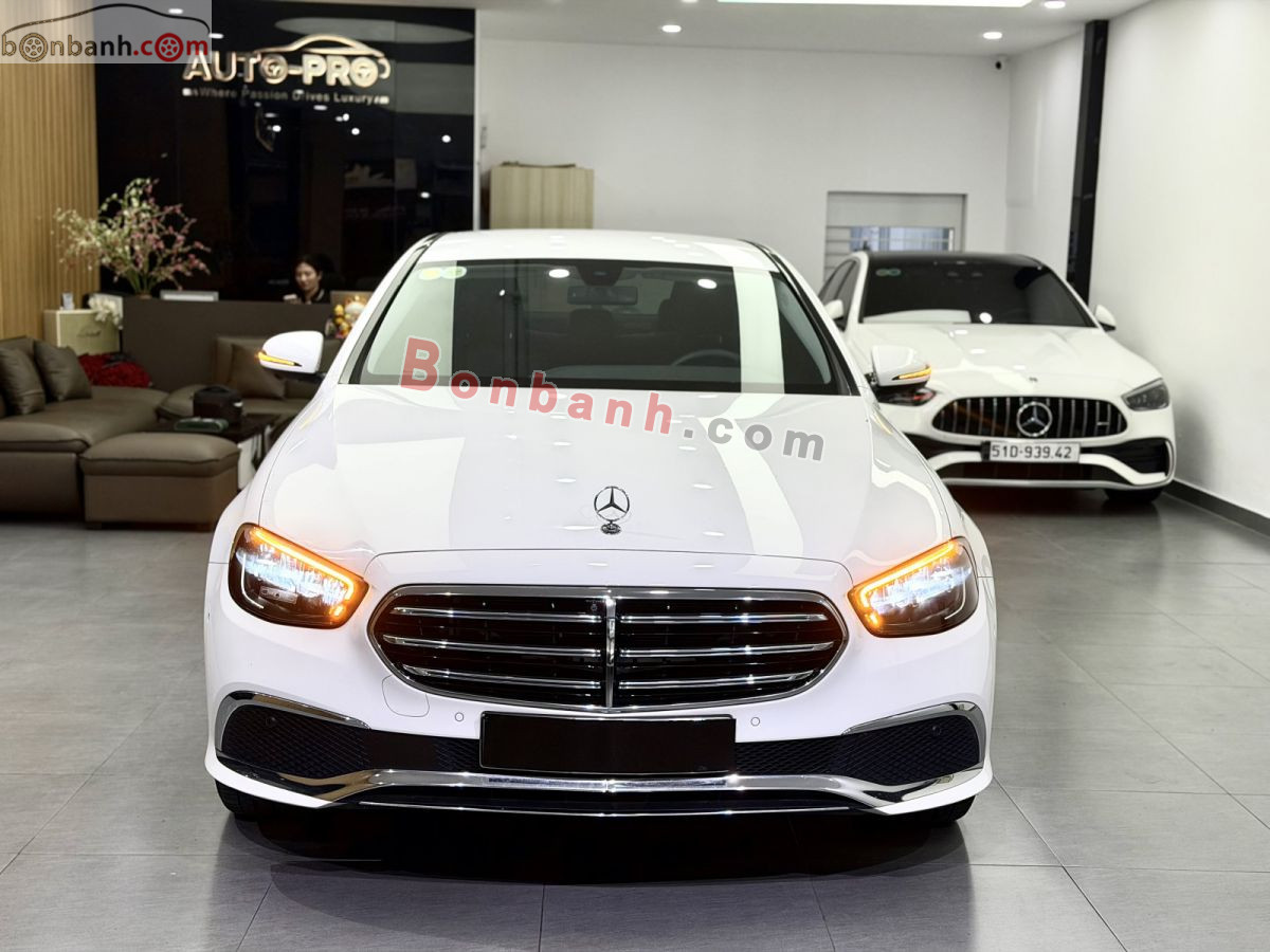 Mercedes Benz E class E200 Exclusive 2023 - 1 Tỷ 838 Triệu