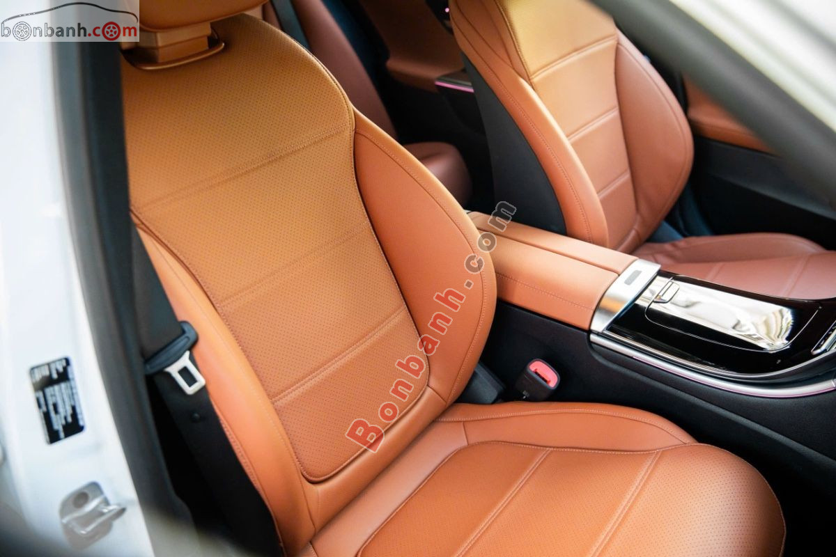 Mercedes Benz C class C200 Avantgarde 2025 - 1 Tỷ 399 Triệu 4