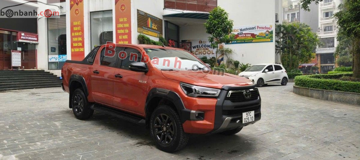 Toyota Hilux GR Sport 2.8L 4x4 AT 2021 - 790 Triệu 2
