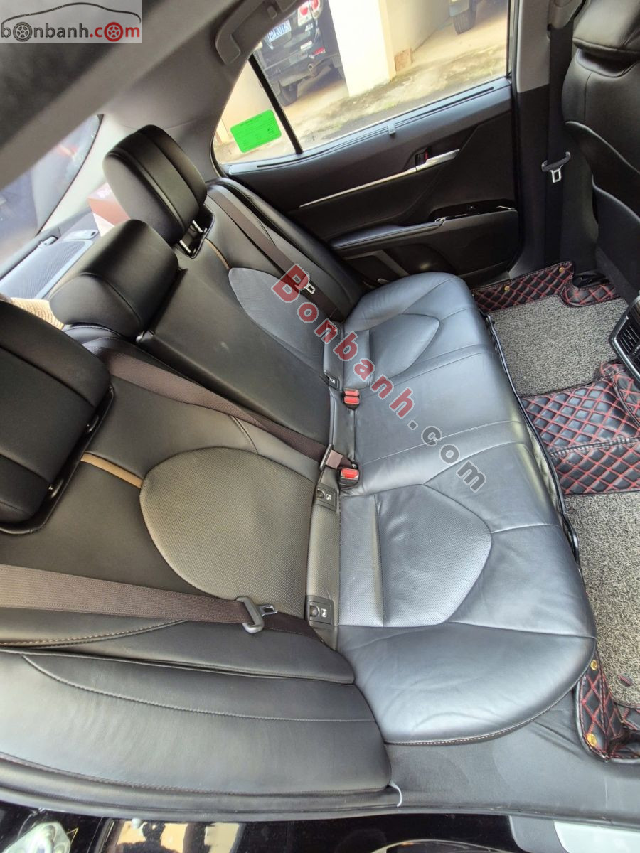 Toyota Camry 2.5Q 2020 - 859 Triệu 8