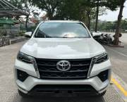 Bán xe Toyota Fortuner 2021 2.4G 4x2 AT giá 960 Triệu - Hà Nội