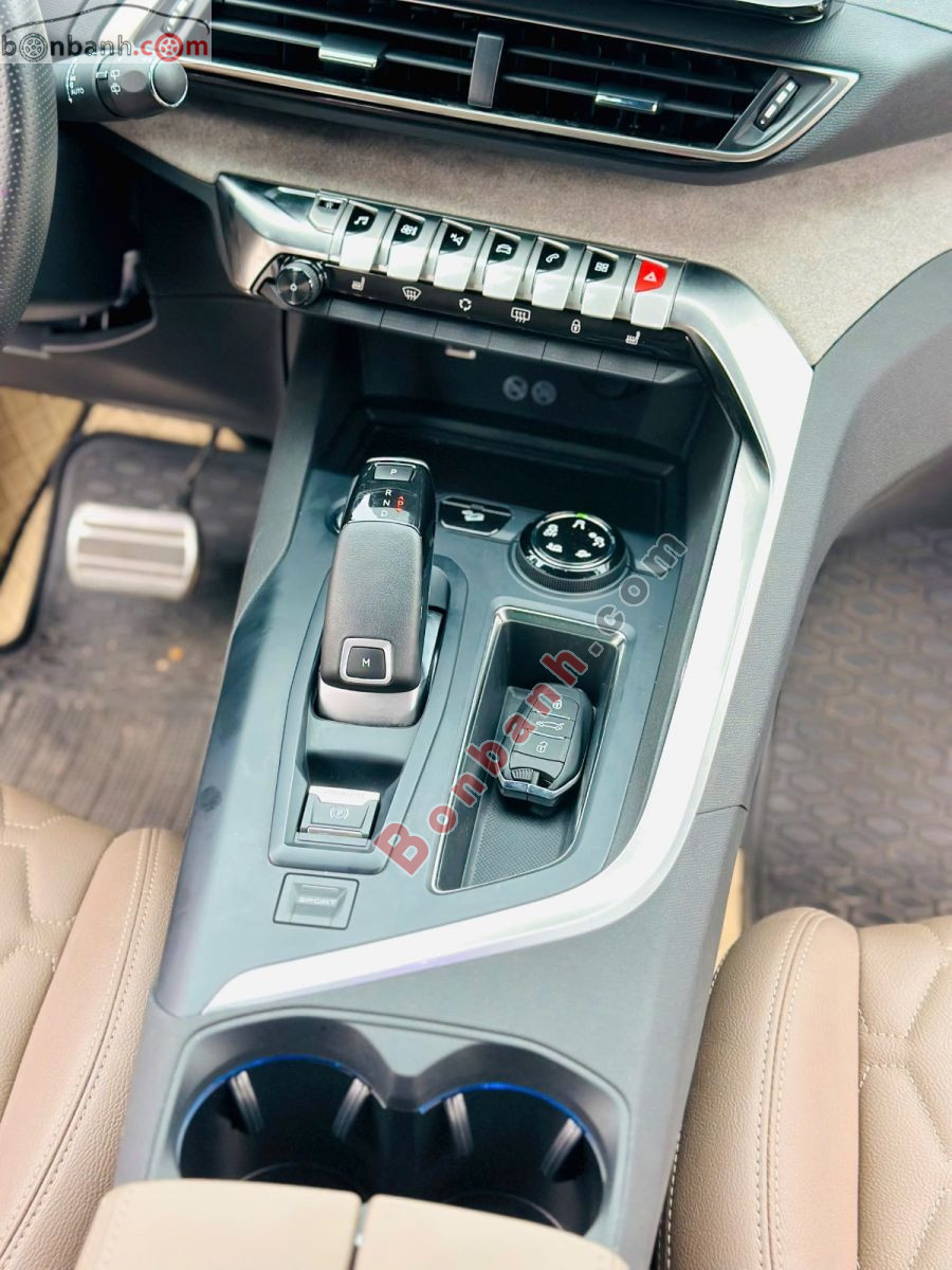 Peugeot 5008 GT 1.6 AT 2024 - 970 Triệu 8