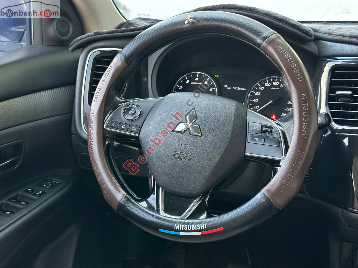Mitsubishi Outlander 2.0 CVT 2019 - 465 Triệu 9
