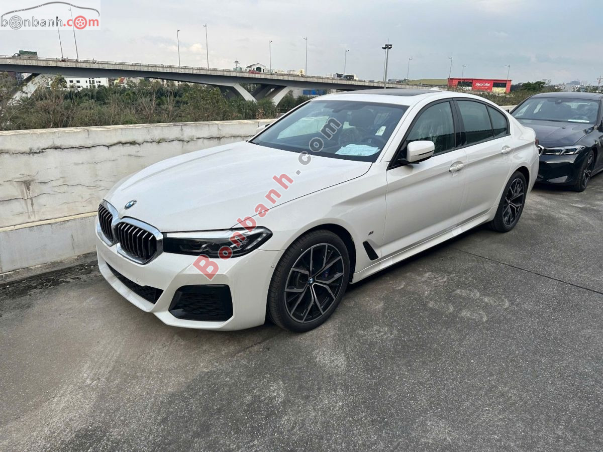 BMW 5 Series 530i M Sport 2022 - 1 Tỷ 984 Triệu