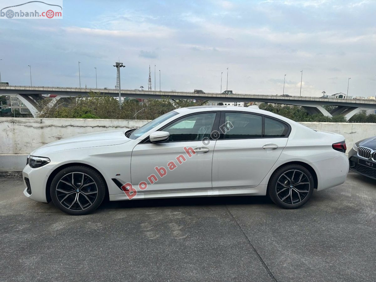 BMW 5 Series 530i M Sport 2022 - 1 Tỷ 984 Triệu 3