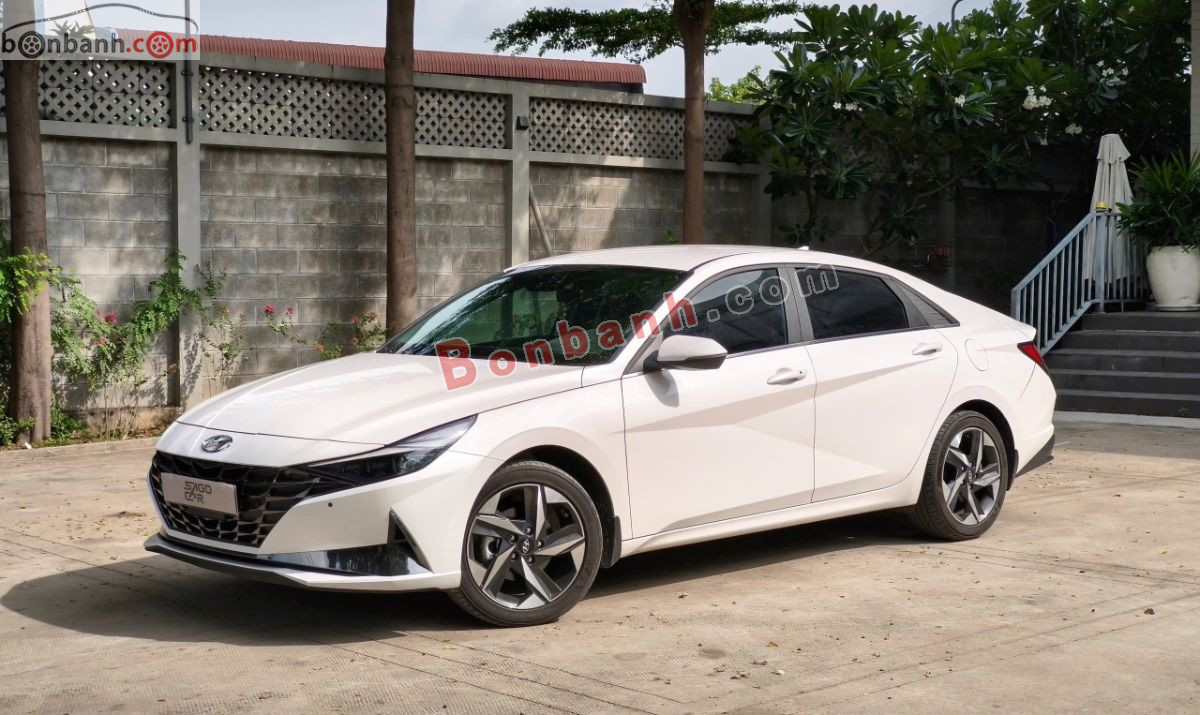 Hyundai Elantra 2.0 AT Cao cấp 2024 - 599 Triệu 2