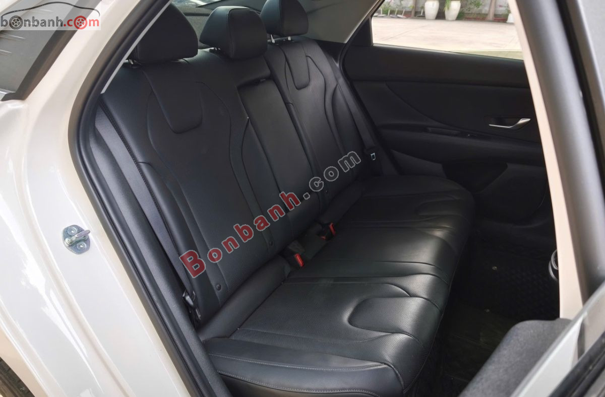 Hyundai Elantra 2.0 AT Cao cấp 2024 - 599 Triệu 10