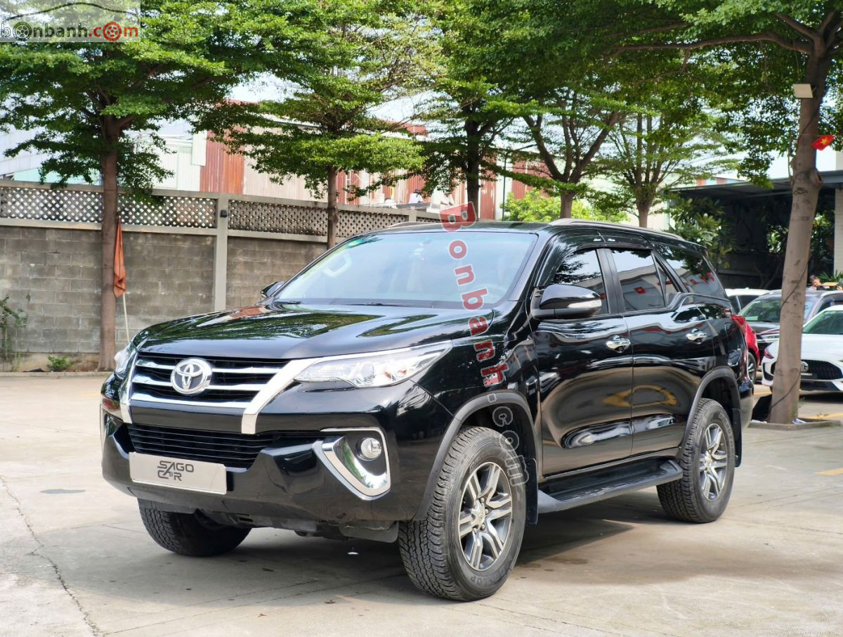 Toyota Fortuner 2.7V 4x2 AT 2017 - 619 Triệu