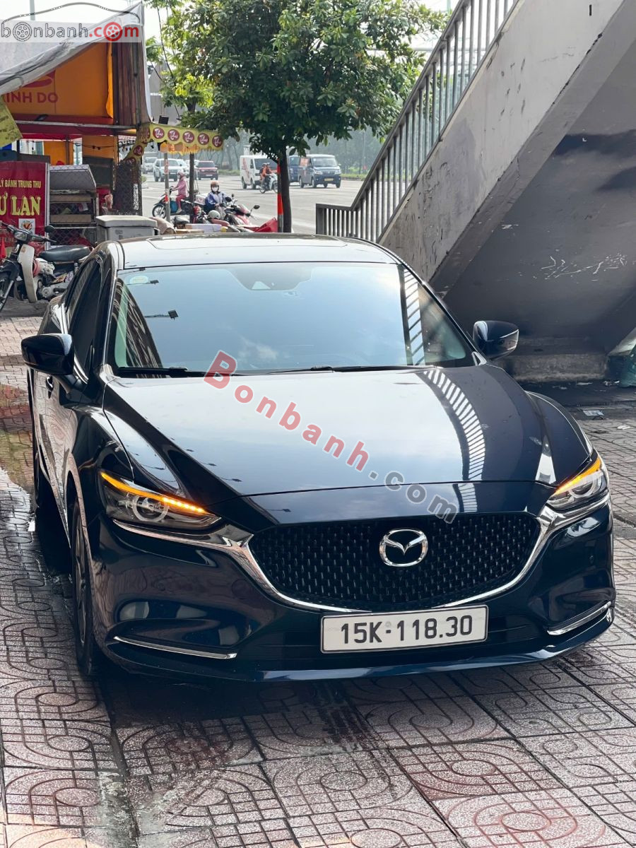Mazda 6 Premium 2.0 AT 2022 - 635 Triệu 2