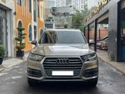 Bán xe Audi Q7 2.0 AT 2017 giá 860 Triệu - TP HCM