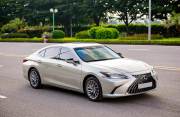 Bán xe Lexus ES 2018 250 giá 1 Tỷ 690 Triệu - Hà Nội