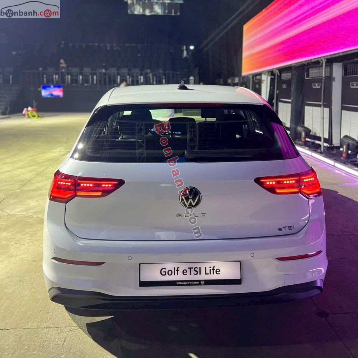 Volkswagen Golf 1.5 eTSI Life 2025 - 798 Triệu 3