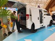 can ban xe oto lap rap trong nuoc VinFast EC Van AT 2026