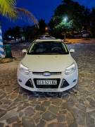 Bán xe Ford Focus 2013 Titanium 2.0 AT giá 265 Triệu - Hà Nội