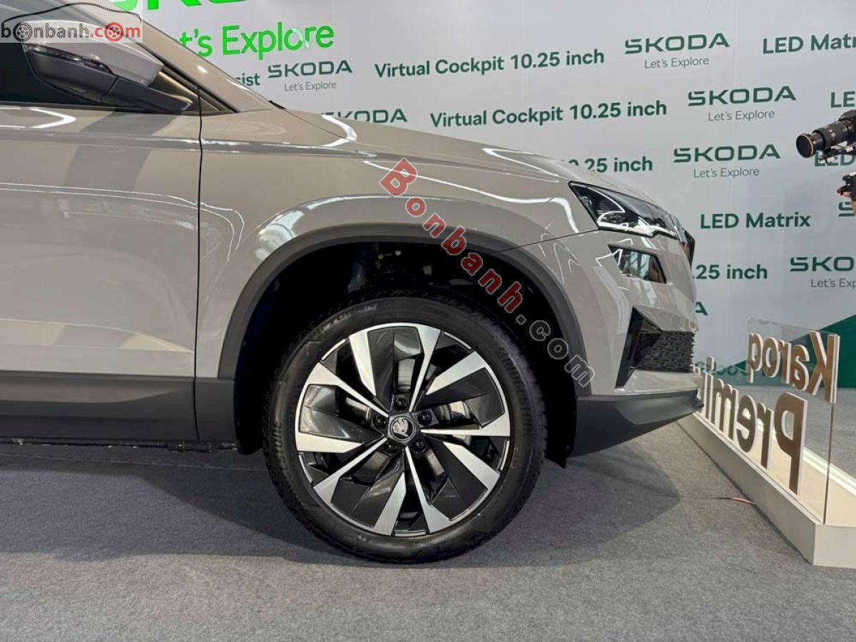 Skoda Karoq Premium 1.4 AT 2025 - 989 Triệu 3