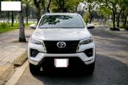 Bán xe Toyota Fortuner 2020 2.4G 4x2 AT giá 920 Triệu - TP HCM