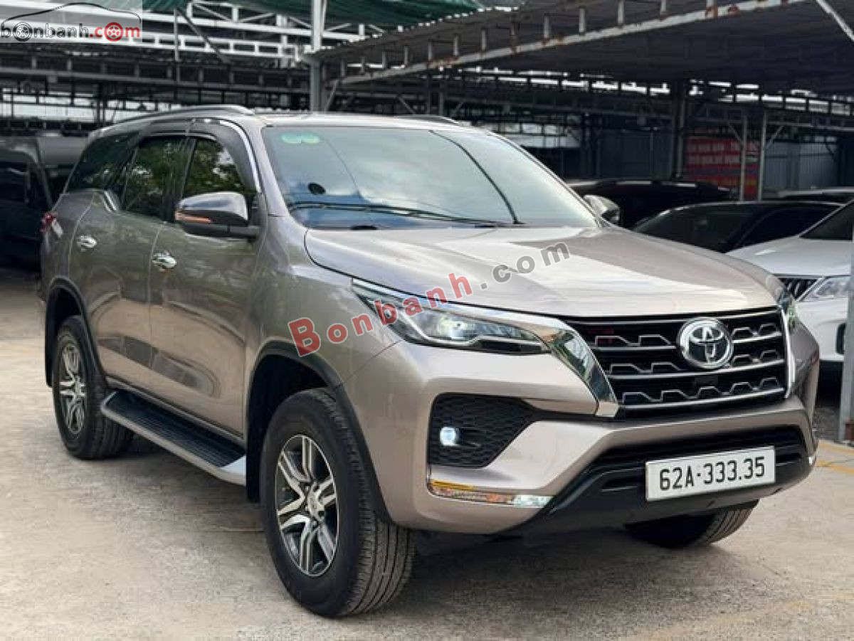 Toyota Fortuner 2.4L 4x2 AT 2022 - 775 Triệu