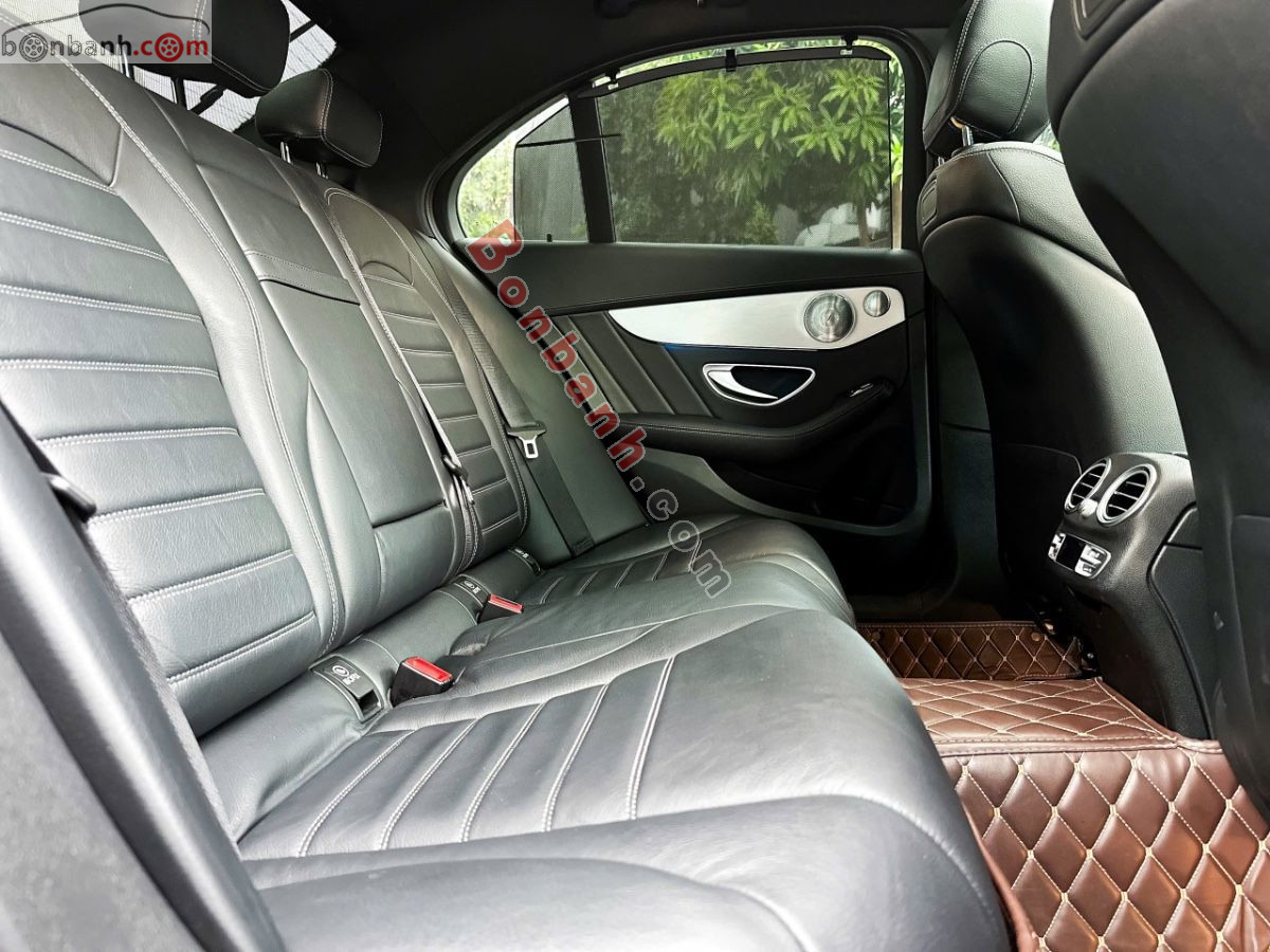Mercedes Benz C class C300 AMG 2018 - 750 Triệu 6