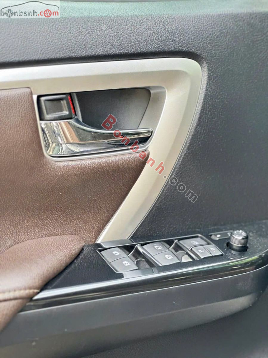 Toyota Fortuner 2.7V 4x2 AT 2018 - 695 Triệu 6