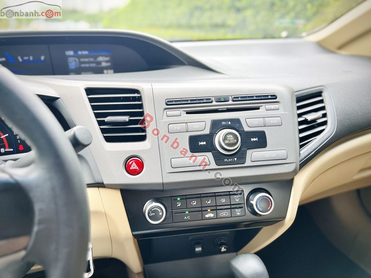 Honda Civic 1.8 AT 2013 - 338 Triệu 8