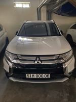 Bán xe Mitsubishi Outlander 2019 2.0 CVT giá 580 Triệu - TP HCM