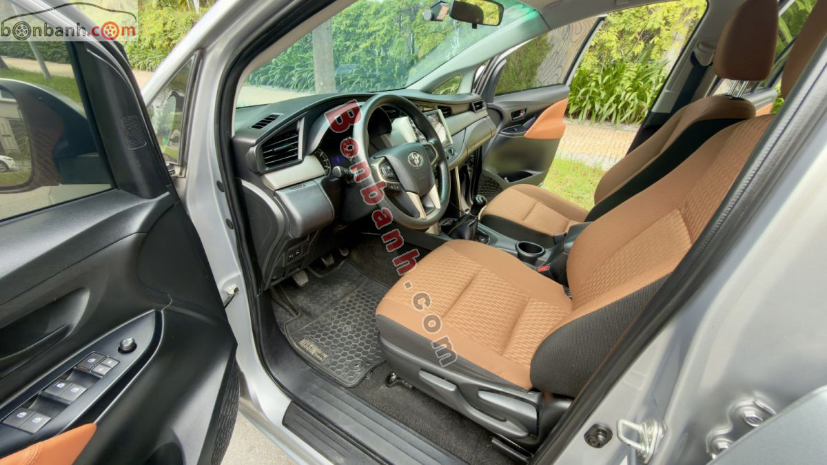 Toyota Innova 2.0E 2016 - 325 Triệu 7