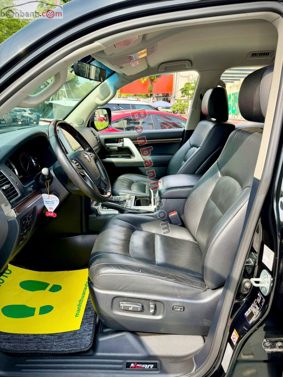 Toyota Land Cruiser VX 4.6 V8 2019 - 3 Tỷ 750 Triệu 6